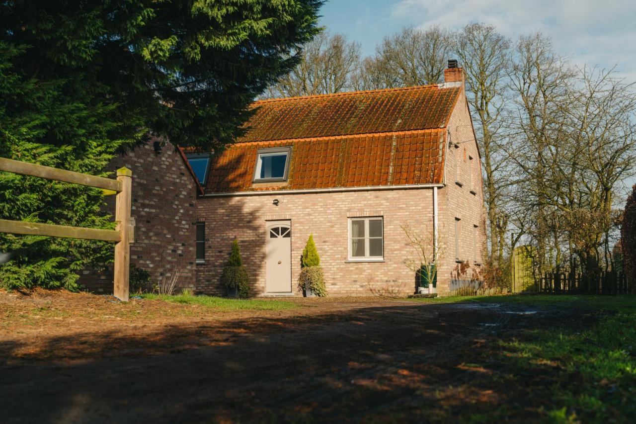 De Dommelhoeve Peer Exterior photo
